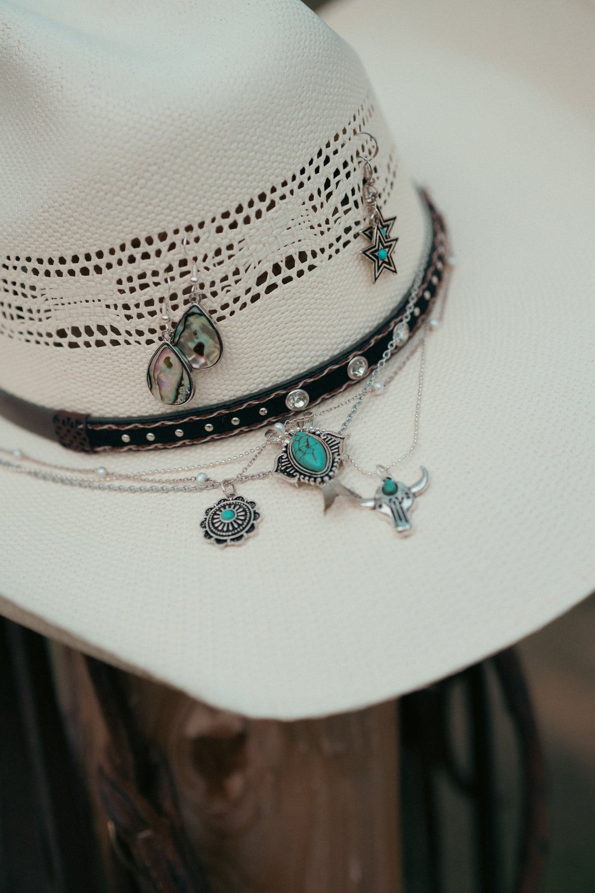 Kavé Silver Earrings